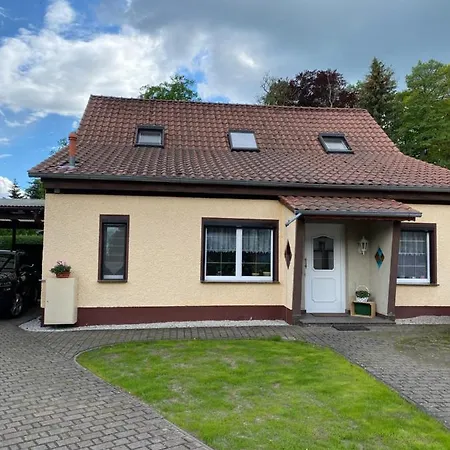 Zum Schloss Apartment *